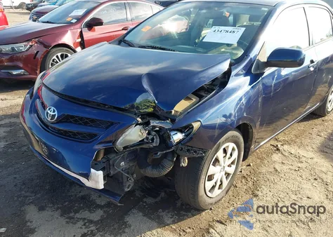 2011 Toyota Corolla Le z USA, uszkodzony, nr VIN JTDBU4EE0B9144381